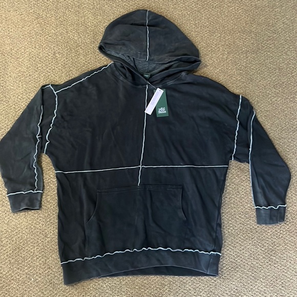 Women’s Wild fable LARGE seamed hooded pullover sweatshirt black